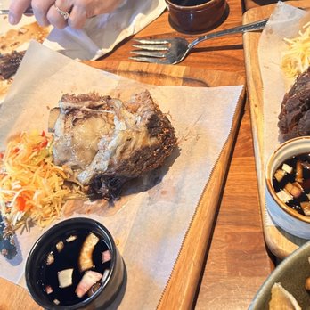 Avenida Restaurant - Filipino Near Me - San Mateo, California