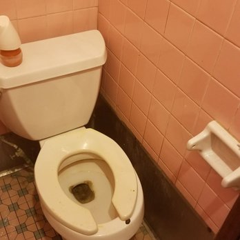 Mui Chung - A good indicator of the food safety is the cleanliness factor of the bathrooms. They don't even have toilet paper or hand soap! - Chinese Near Me - Philadelphia, Pennsylvania Mui Chung - A good indicator of the food safety is the cleanliness factor of the bathrooms. They don't even have toilet paper or hand soap! - Chinese Near Me - Philadelphia, Pennsylvania