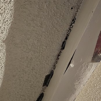 Taylor Pointe Apartments - Looks moldy like - Apartments Near Me - Bakersfield, California Taylor Pointe Apartments - Looks moldy like - Apartments Near Me - Bakersfield, California