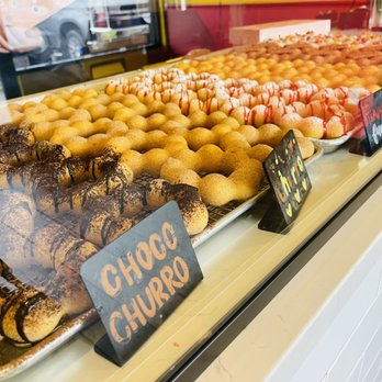 Mochinut - Long Beach - Good flavor selection ! - Donuts Near Me - Long Beach, California