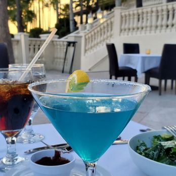 Coco Palm Restaurant - Delicious drinks - Cuban Near Me - Pomona, California