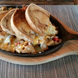 Farmers Resturant - Veggie skillet with amazing rye toast
