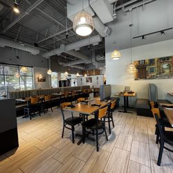 Luigi's Italian Bistro