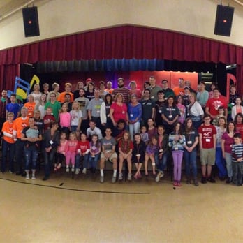 ValleyPoint Church - ValleyPoint Volunteers Serving at Melmark School - Churches Near Me - Glen Mills, Pennsylvania ValleyPoint Church - ValleyPoint Volunteers Serving at Melmark School - Churches Near Me - Glen Mills, Pennsylvania