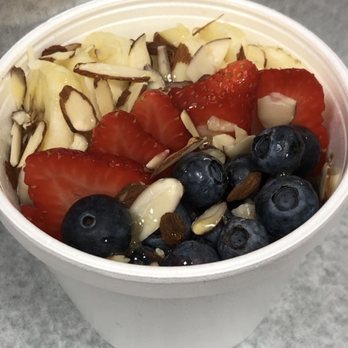 4000 Ponce Cafe - a bowl of fruit and nuts - Restaurants Near Me - Coral Gables, Florida 4000 Ponce Cafe - a bowl of fruit and nuts - Restaurants Near Me - Coral Gables, Florida