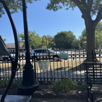 French Toast Bistro - Breakfast & Brunch Near Me - Clawson, Michigan