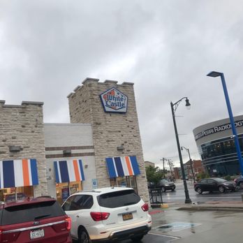 White Castle - Outside parking lot - Burgers Near Me - Lynbrook, New York
