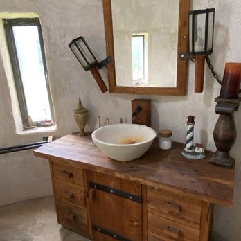Newman Castle - Sink in the master bathroom. - Bus Tours Near Me - Bellville, Texas Newman Castle - Sink in the master bathroom. - Bus Tours Near Me - Bellville, Texas