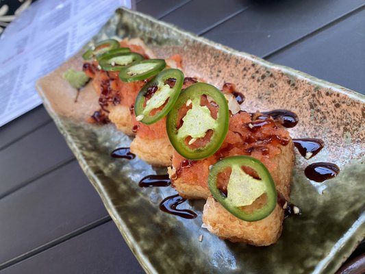 Yamazaru Sushi & Sake by null