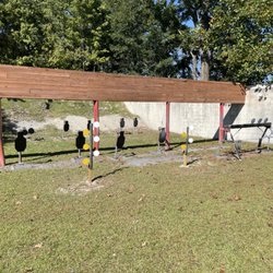 Sportsman's  Lodge