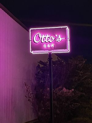 Otto's Bar by null