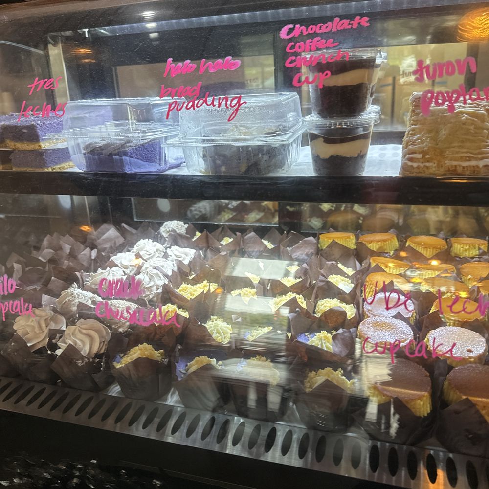 Cafe 86 - Dessert Display - Desserts Near Me - Chula Vista, California Cafe 86 - Dessert Display - Desserts Near Me - Chula Vista, California