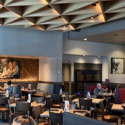 Firebirds Wood Fired Grill - Dining room