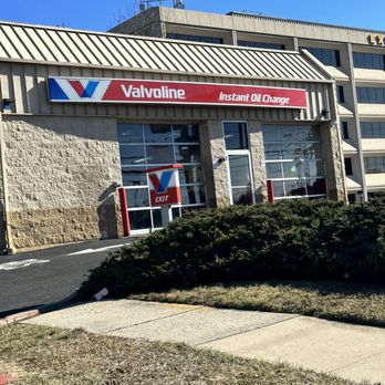 Valvoline Instant Oil Change - As always super experience and great service - Oil Change Stations Near Me - Edison, New Jersey Valvoline Instant Oil Change - As always super experience and great service - Oil Change Stations Near Me - Edison, New Jersey