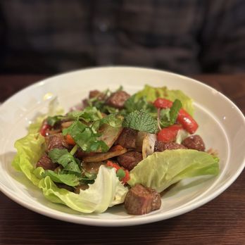 MOC Kitchen - Beef Luc lac - Vietnamese Near Me - London, XGL