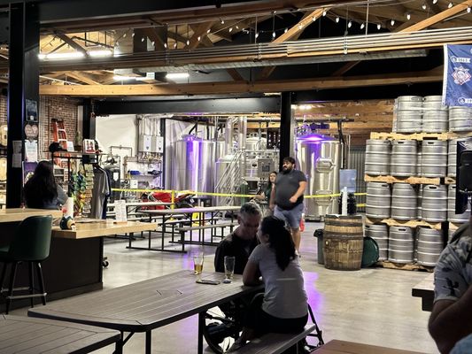 Audio Graph Beer Co. by null