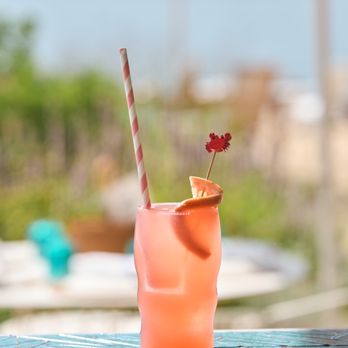 Eddie's - PALOMA |
tequila, grapefruit juice, fresh lime, aperitif, soda - Seafood Near Me - Greenport, New York Eddie's - PALOMA |
tequila, grapefruit juice, fresh lime, aperitif, soda - Seafood Near Me - Greenport, New York