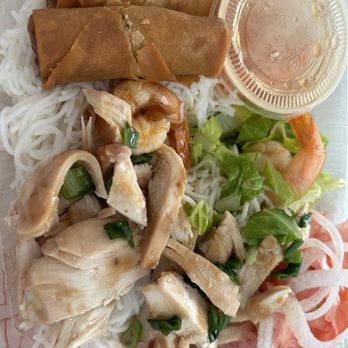 Pho La Jolla - Vermicelli combo - Vietnamese Near Me - La Jolla, California Pho La Jolla - Vermicelli combo - Vietnamese Near Me - La Jolla, California