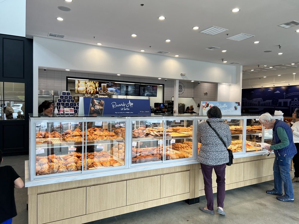 PARIS BAGUETTE 166 Photos & 75 Reviews 35 Crescent Dr, Pleasant