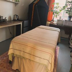 Cazimi Spa - Very comfortable full body herbal steam tent.