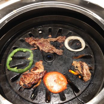 Korean Grill House - Grilling beef, green pepper, onion, sausage and chicken - Korean Near Me - Toronto, Ontario Korean Grill House - Grilling beef, green pepper, onion, sausage and chicken - Korean Near Me - Toronto, Ontario