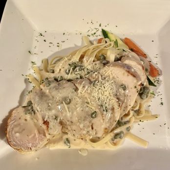 Mezzo Bistro & Bar - Chicken breast piccata - Italian Near Me - Honolulu, Hawaii Mezzo Bistro & Bar - Chicken breast piccata - Italian Near Me - Honolulu, Hawaii