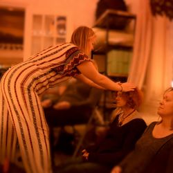 The Heartspace - Sharing reiki at a Heartspace ceremony : a combination of ceremonial cacao, guided meditation, and reiki