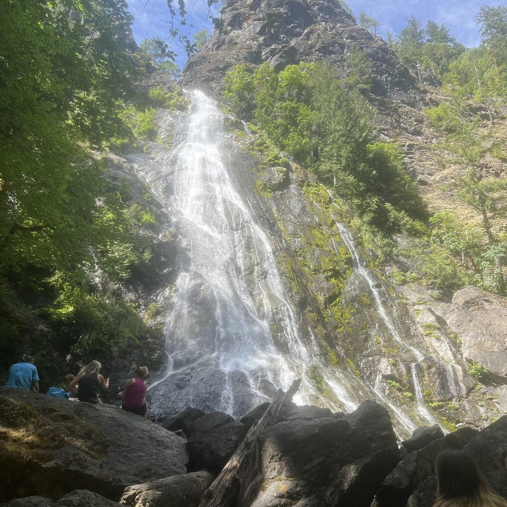 Rocky Brooks Falls - Hiking Near Me - Brinnon, Washington Rocky Brooks Falls - Hiking Near Me - Brinnon, Washington