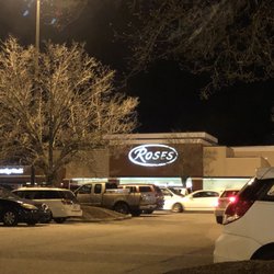 Rose's Discount Store - Outside roses