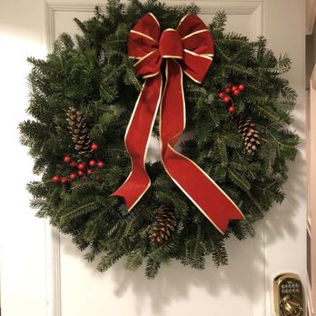 Pinecrest Christmas Tree Farm - 2018 Lovely wreath - Christmas Trees Near Me - Galien, Michigan