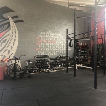 CrossFit Hawaii - Inside - Interval Training Gyms Near Me - Honolulu, Hawaii CrossFit Hawaii - Inside - Interval Training Gyms Near Me - Honolulu, Hawaii