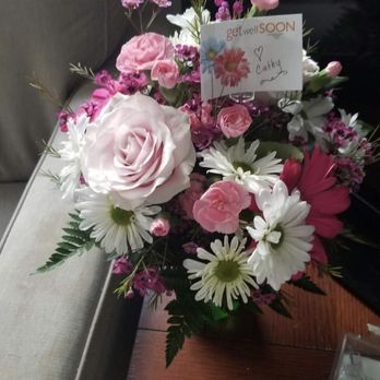 Shamrock Garden Florist - Beautiful get well flowers for my friend! - Florists Near Me - Winfield, Illinois Shamrock Garden Florist - Beautiful get well flowers for my friend! - Florists Near Me - Winfield, Illinois