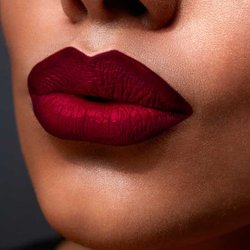 MoBi Beauty - Signatre Red lip