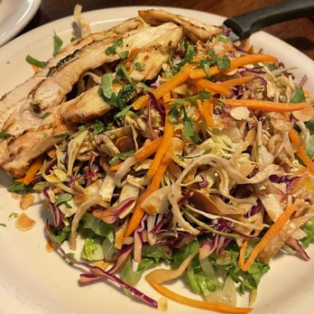 Sammy's Bistro - Asian Chicken Salad - New American Near Me - Park City, Utah
