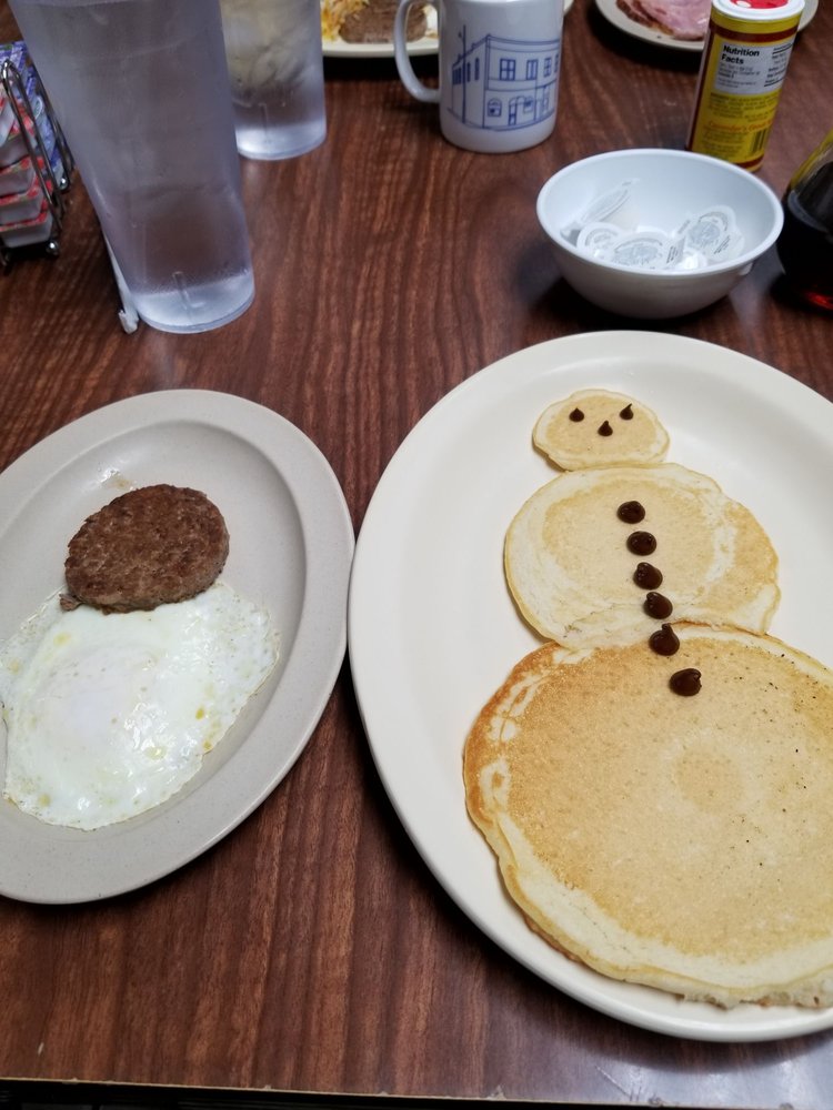 LANDMARK RESTAURANT Updated September 2024 18 Reviews 301 S Main