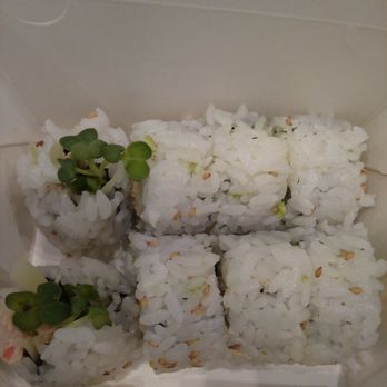 Daikokuya Annex - California Roll. - Ramen Near Me - Los Angeles, California Daikokuya Annex - California Roll. - Ramen Near Me - Los Angeles, California