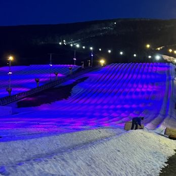 Blue Mountain Resort - Night time with lights snow tubes - Ski Resorts Near Me - Palmerton, Pennsylvania
