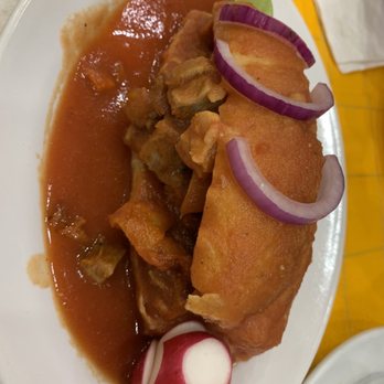 La Chata - Torta ahogada - Mexican Near Me - Guadalajara, JAL