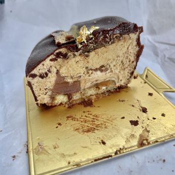Aurora - Shimmering Delicacies - Coffee bean (inside) - Patisserie/Cake Shop Near Me - Los Angeles, California