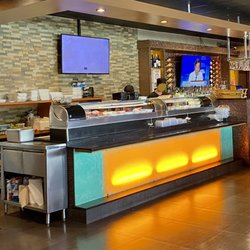 Mizu Japanese Restaurant - Sushi bar