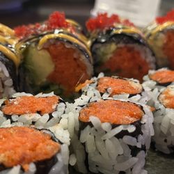 Kobe Asian Bistro - You can see the crunchies in the Spicy Crunchy Tuna roll.
