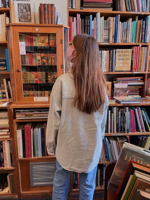 Bell's Books by null