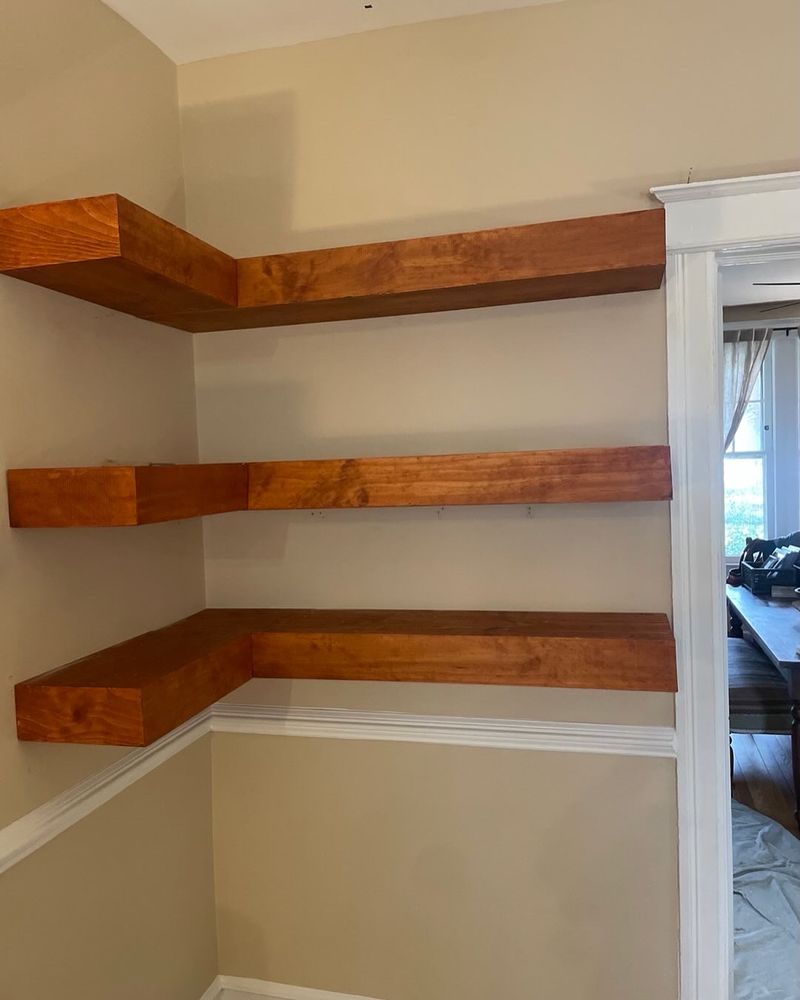 Slide of Lv Contractor