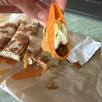 Taco Bell - Doritos locos taco supreme - Fast Food Near Me - Diamond Bar, California