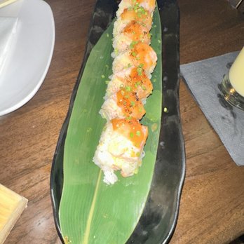 Pubbelly Sushi Brickell - Sake Aburi Roll - Sushi Bars Near Me - Miami, Florida Pubbelly Sushi Brickell - Sake Aburi Roll - Sushi Bars Near Me - Miami, Florida