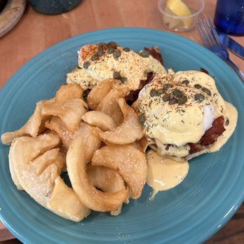 Wildflower Cafe - Salmon Benedict - Breakfast & Brunch Near Me - Evergreen, Colorado