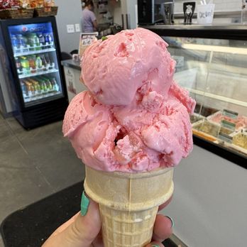 Reed's Dairy - Meridian - Bubble Bear - Ice Cream & Frozen Yogurt Near Me - Meridian, Idaho Reed's Dairy - Meridian - Bubble Bear - Ice Cream & Frozen Yogurt Near Me - Meridian, Idaho