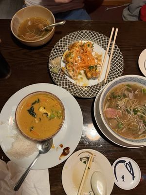 Hai's Sushi & Pho by null