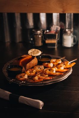 Fox & Hounds by null