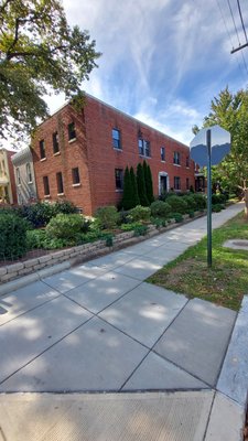 Gillis Handyman Services Logo